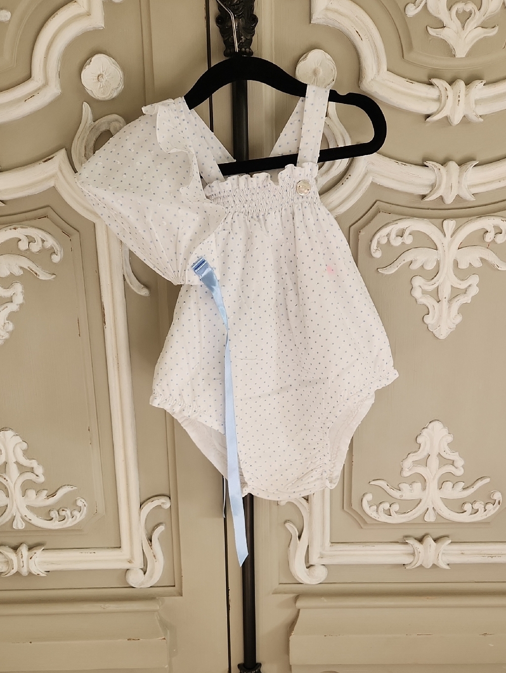 Artesania Granlei White Polka Dot Baby Girl Romper & Bonnet Size 12 Months